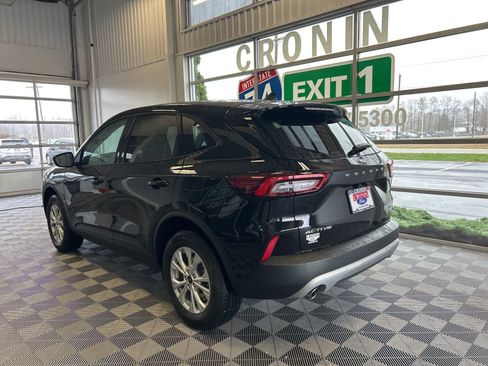 New 2026 Ford Escape Active w/ Cold Weather Package AWD/4WD image 4