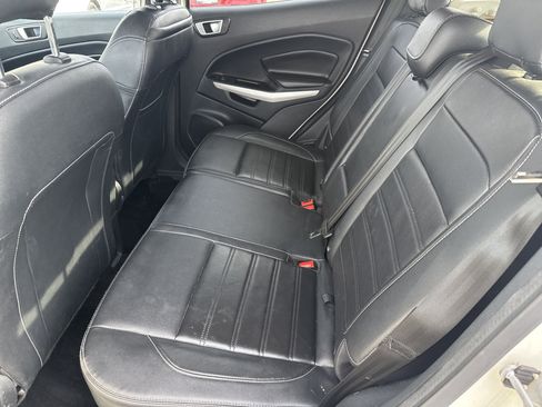 Used 2020 Ford EcoSport Titanium image 11