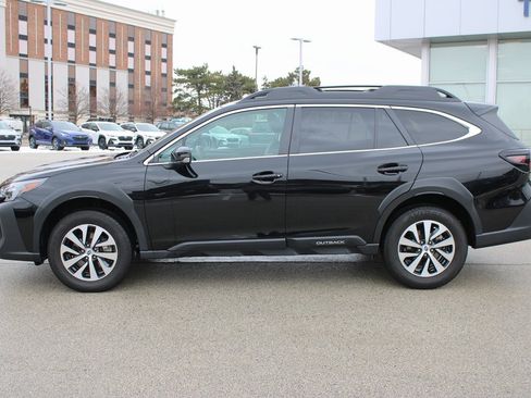 Certified 2024 Subaru Outback Premium image 8