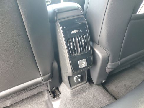 New 2026 Jeep Compass Latitude image 8