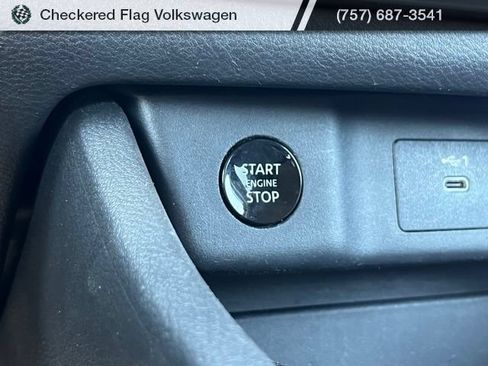 Used 2024 Nissan Rogue SV FWD image 42