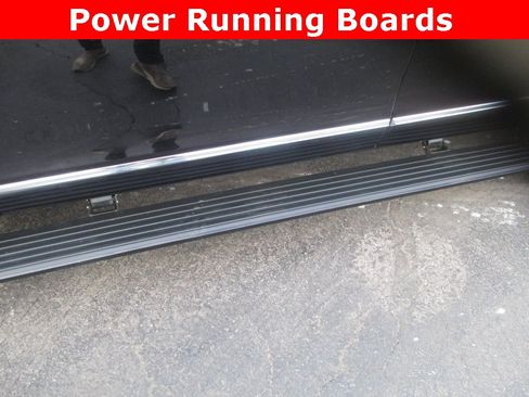 Used 2022 Lincoln Navigator Reserve image 11