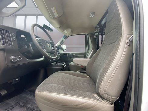Used 2023 Chevrolet Express 2500 w/ Driver Convenience Package image 22
