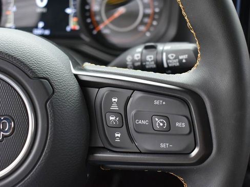 Used 2024 Jeep Wrangler Unlimited Sport AWD/4WD image 17