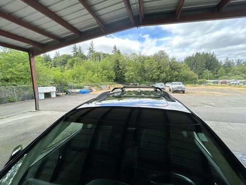 Used 2023 GMC Acadia Denali w/ Denali Ultimate Package AWD/4WD image 21