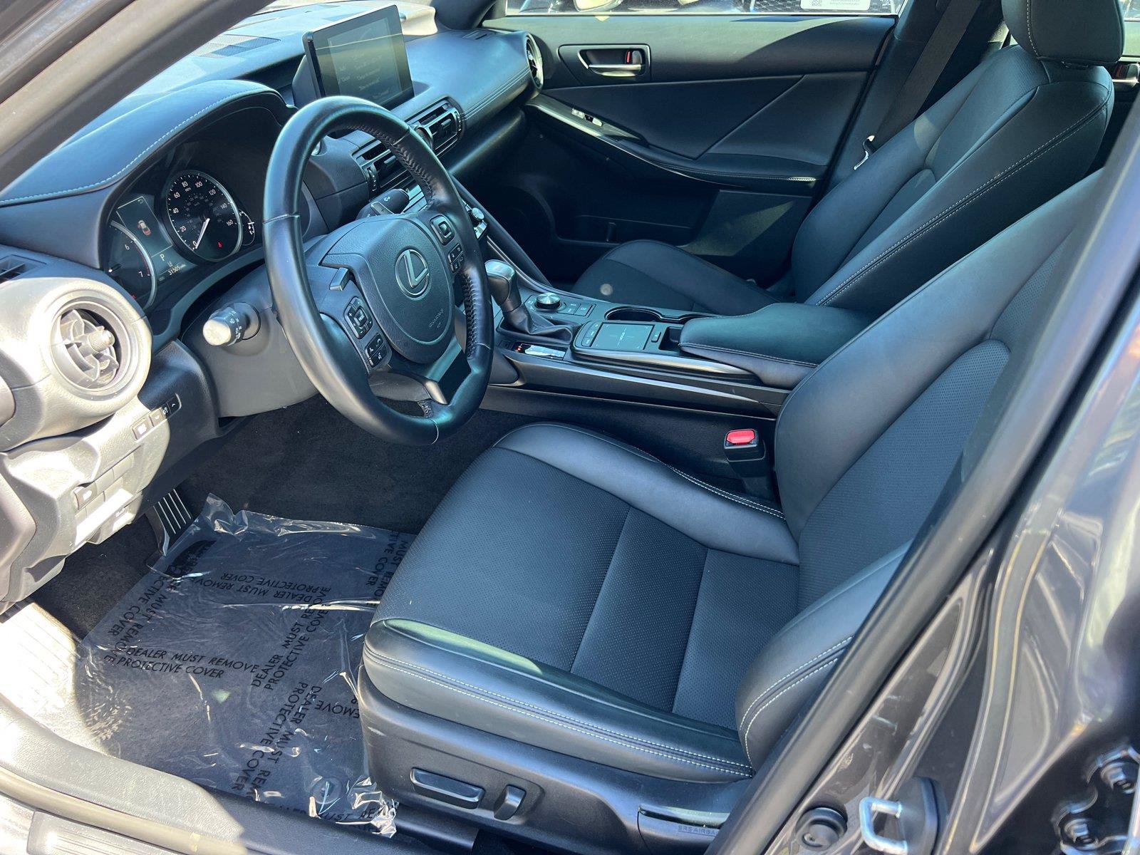 Used 2023 Lexus IS 300 w/ Comfort Package RWD image 9