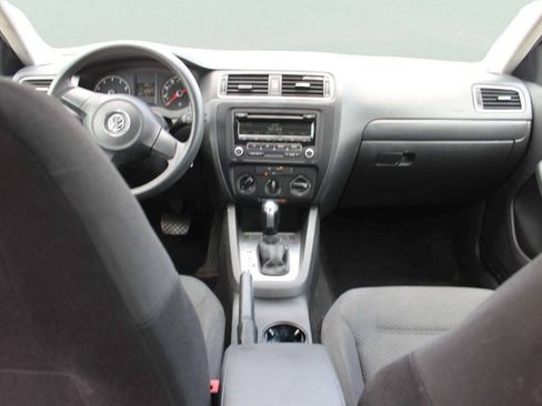 Used 2014 Volkswagen Jetta S FWD image 8