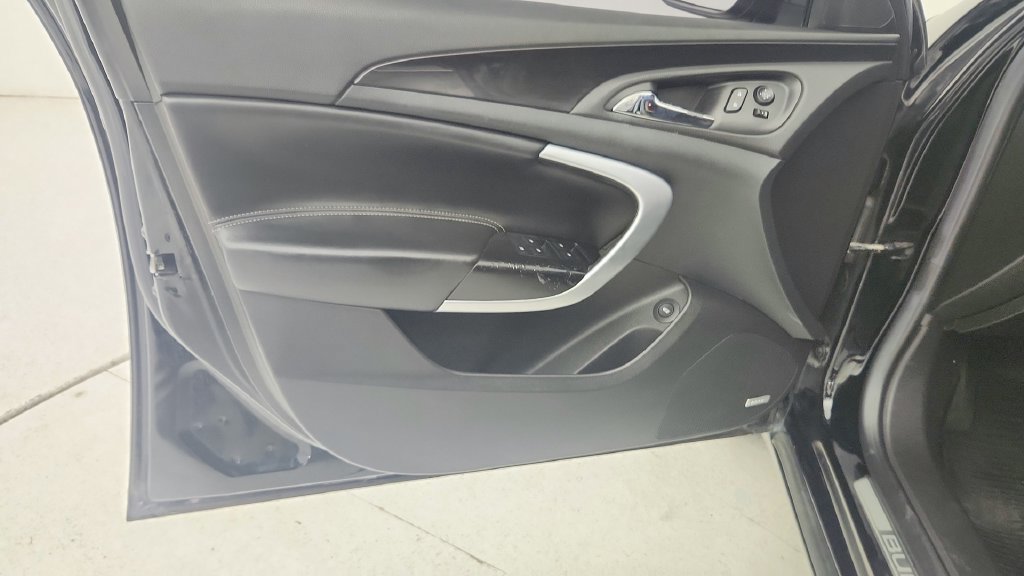 Used 2016 Buick Regal Premium FWD image 24