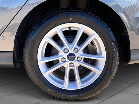 Used 2018 Ford Focus SE image 11