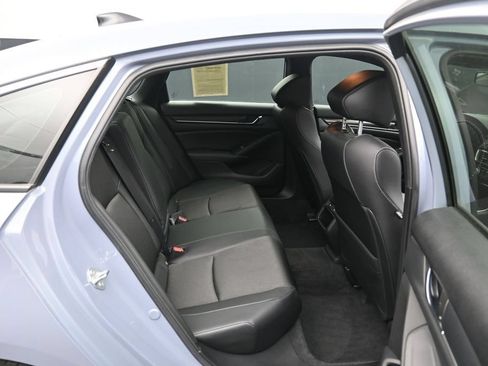 Used 2022 Honda Accord Sport image 13