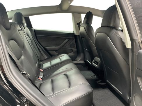 Certified 2022 Tesla Model 3 RWD image 11