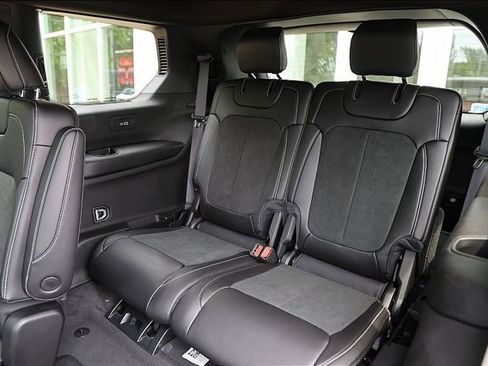 New 2025 Jeep Grand Cherokee L Altitude image 10