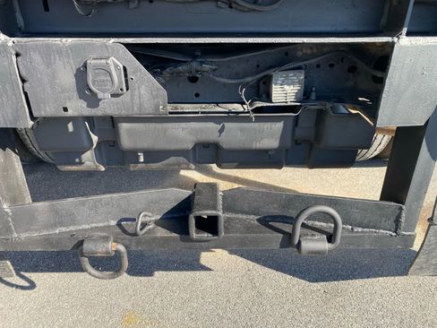 Used 2005 Ford F350 165 W.B. 2D image 26