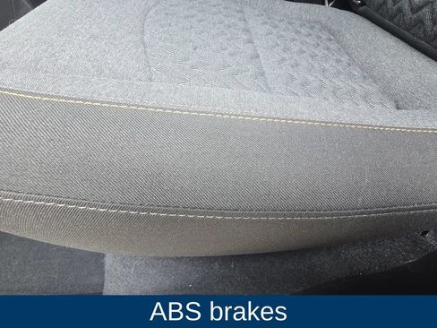Used 2022 Chevrolet Equinox LT AWD/4WD image 11