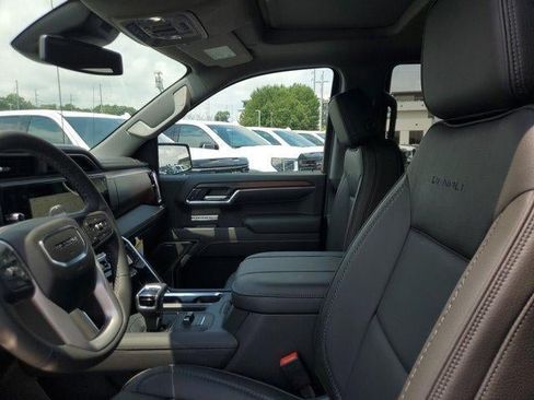 New 2026 GMC Sierra 1500 Denali AWD/4WD image 24