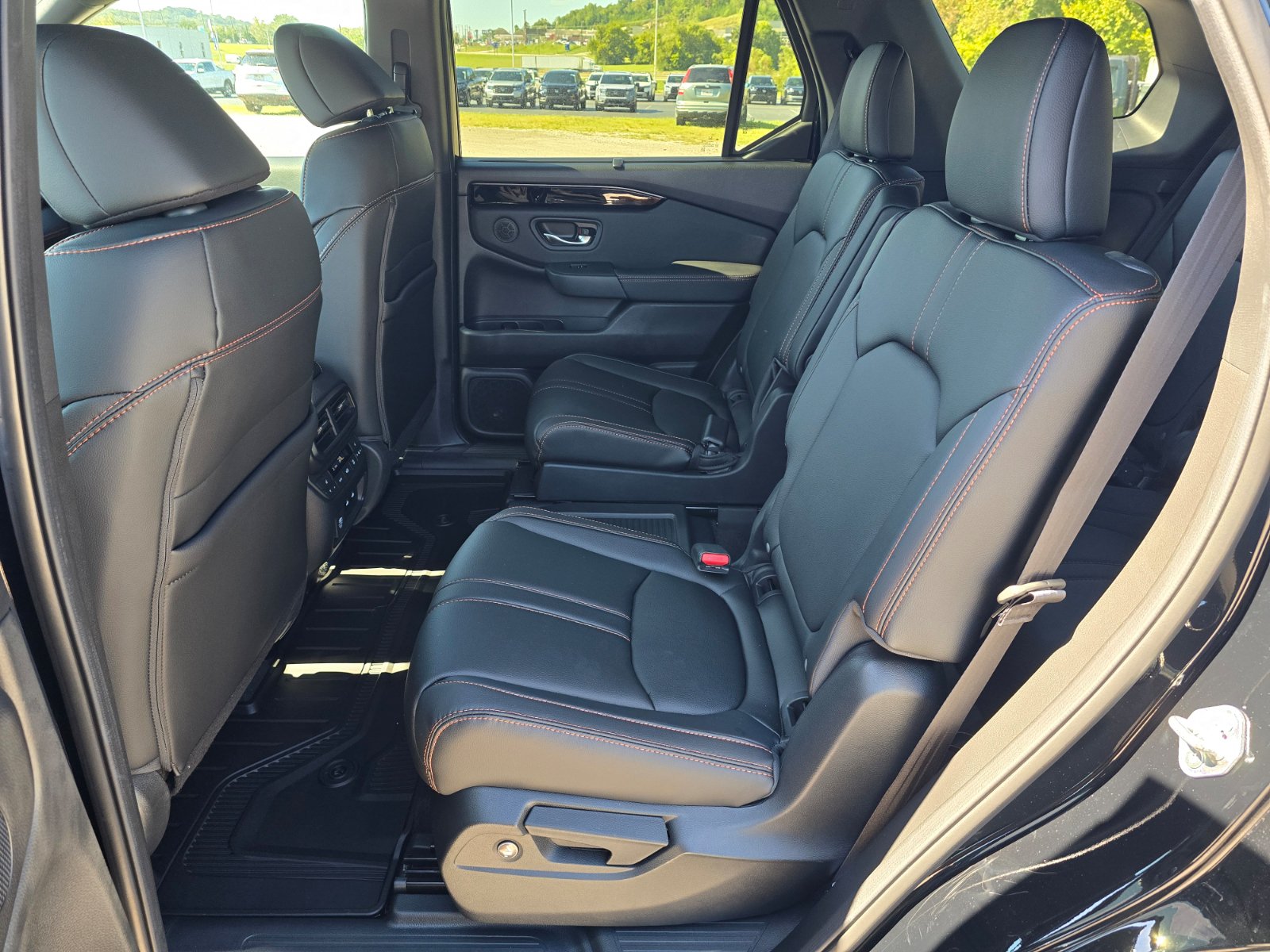 New 2026 Honda Pilot TrailSport image 12