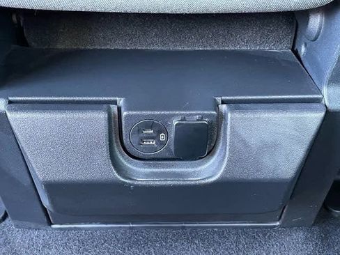 Used 2023 Ford F150 XLT image 30