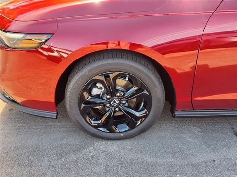 New 2025 Honda Accord SE image 13
