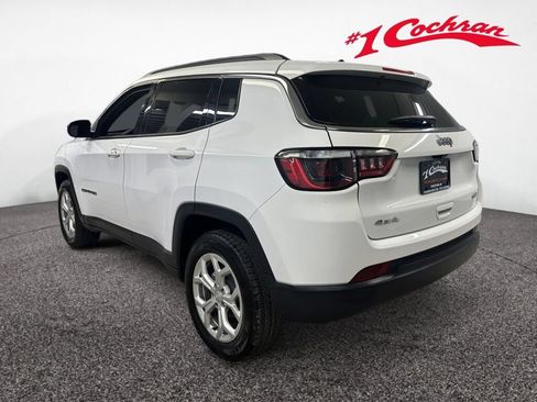 Used 2024 Jeep Compass Latitude AWD/4WD image 18