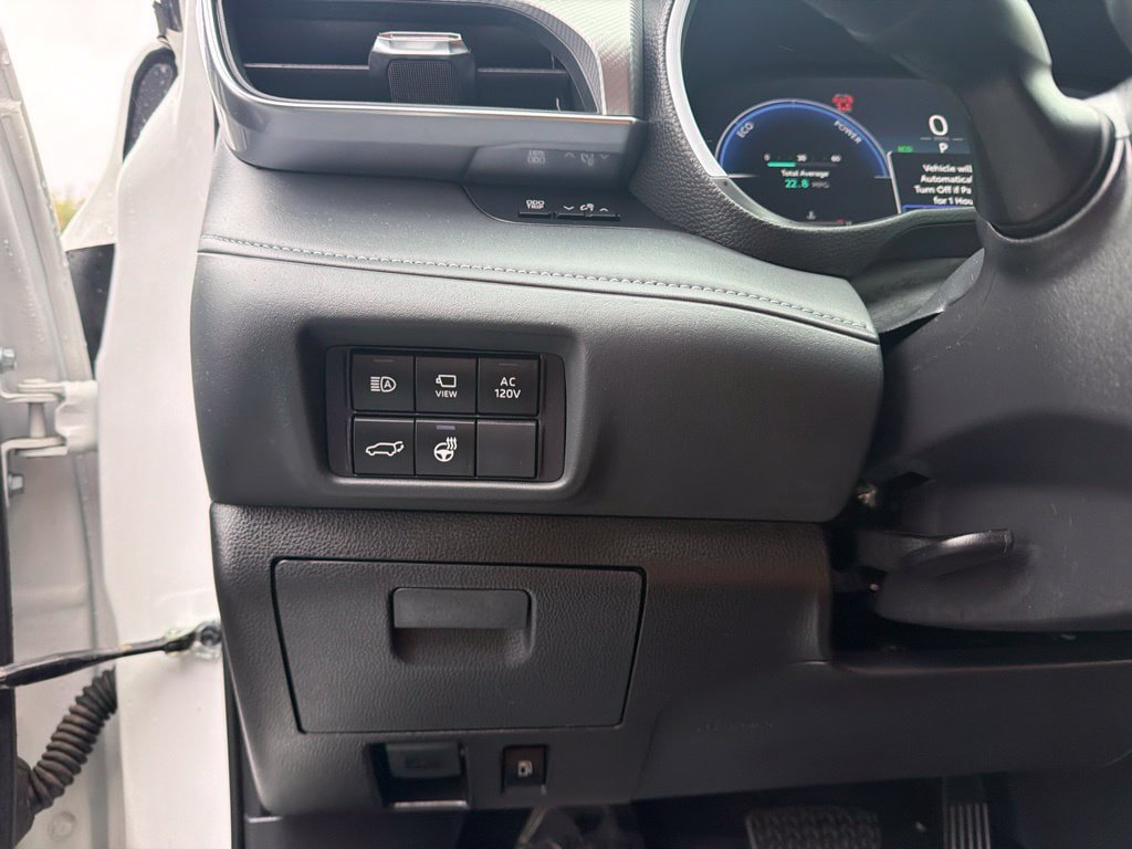 Used 2026 Toyota Highlander Platinum AWD/4WD image 27