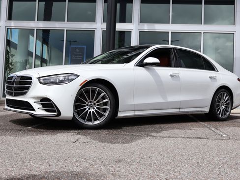 New 2025 Mercedes-Benz S 580 4MATIC Sedan image 6