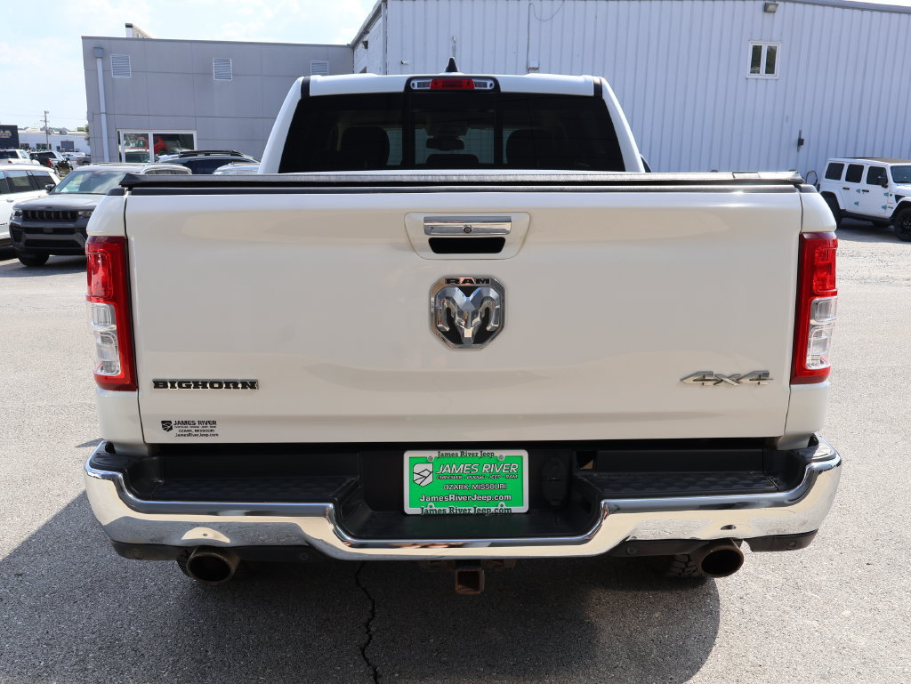 Used 2019 RAM 1500 4x4 Crew Cab image 4