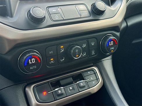 Used 2020 GMC Acadia Denali w/ Technology Package image 16