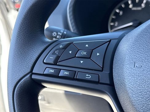 Certified 2025 Nissan Sentra S image 38