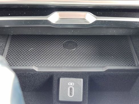 New 2026 Land Rover Range Rover Long Wheelbase Autobiography image 14