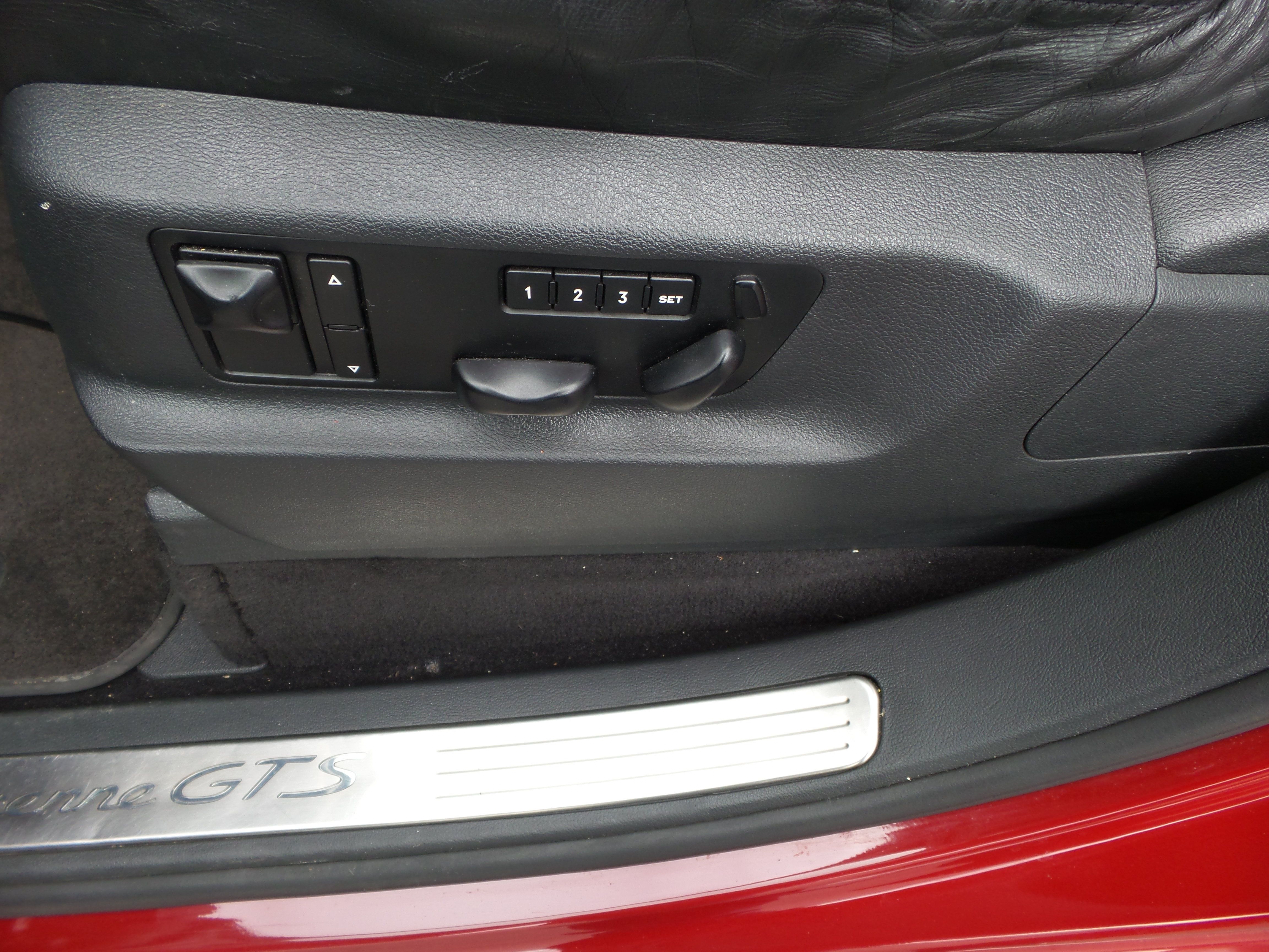 Used 2009 Porsche Cayenne GTS AWD/4WD image 70