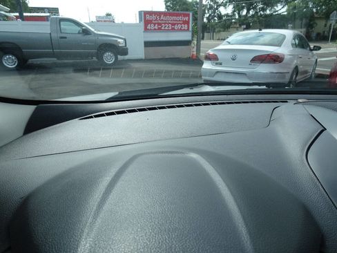 Used 2013 Ford Escape SE image 34