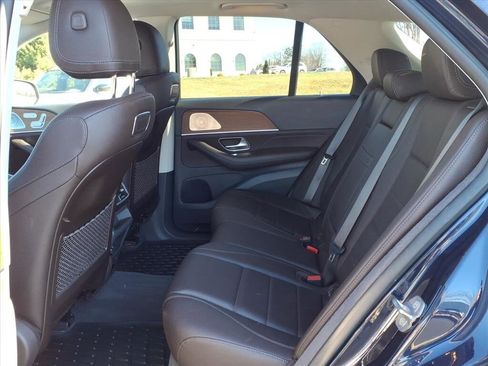 Used 2020 Mercedes-Benz GLE 350 4MATIC image 4