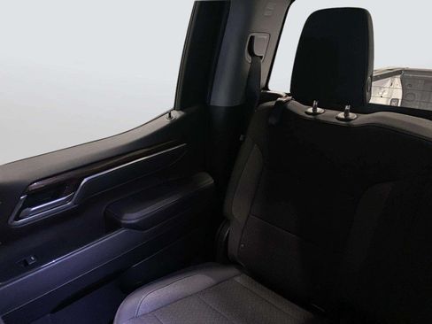 Used 2025 Chevrolet Silverado 1500 LT AWD/4WD image 27