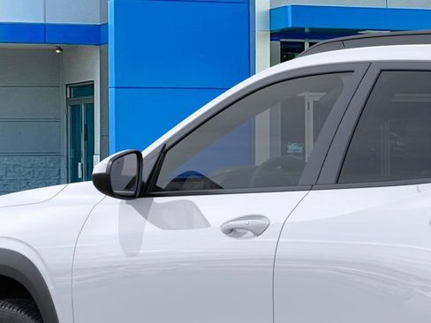 New 2026 Chevrolet Trax LT w/ Driver Confidence Package FWD image 12