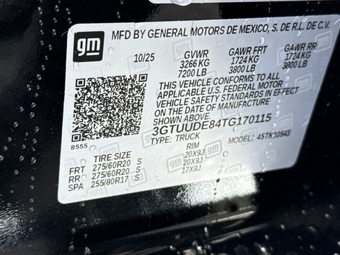 New 2026 GMC Sierra 1500 SLT image 28