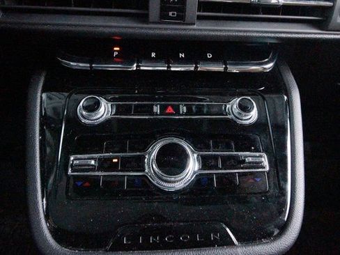 Used 2022 Lincoln Corsair Reserve w/ Equipment Group 201A image 14