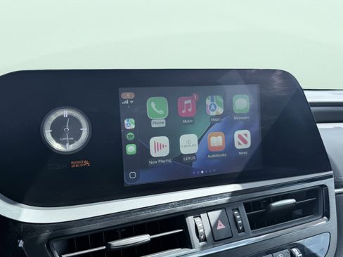Used 2022 Lexus ES 250 w/ Premium Package image 5