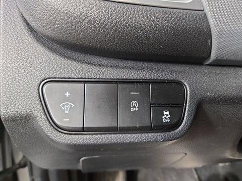 Used 2024 Kia Seltos LX AWD/4WD image 26