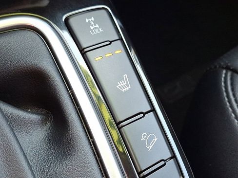 Certified 2023 Kia Seltos SX image 25