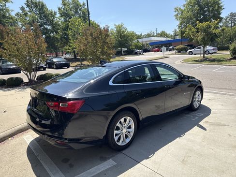 Used 2025 Chevrolet Malibu LT FWD image 40