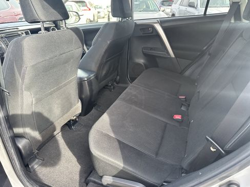 Used 2013 Toyota RAV4 XLE image 19