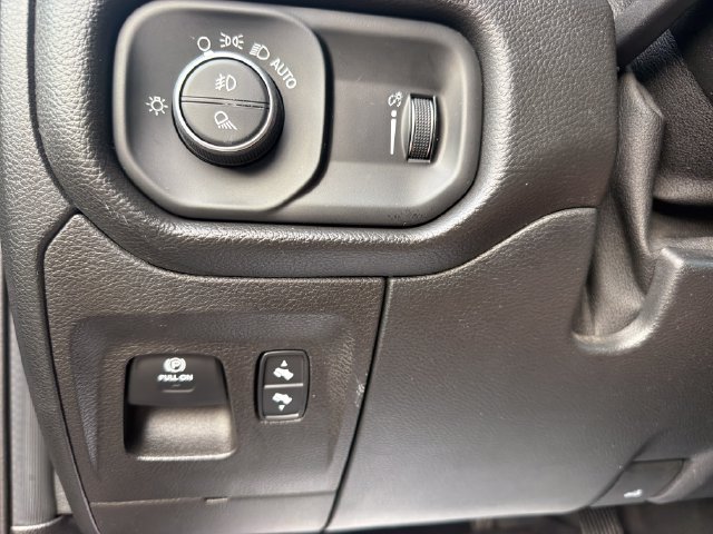 Used 2021 RAM 1500 Big Horn AWD/4WD image 17