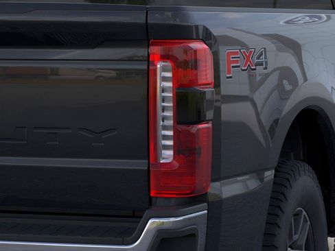 New 2026 Ford F250 Lariat w/ FX4 Off-Road Package AWD/4WD image 22