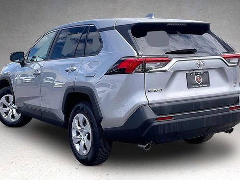 Used 2024 Toyota RAV4 LE AWD/4WD image 27