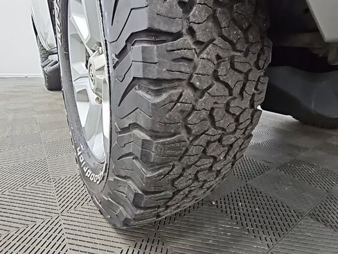 Used 2015 Toyota 4Runner SR5 RWD image 43