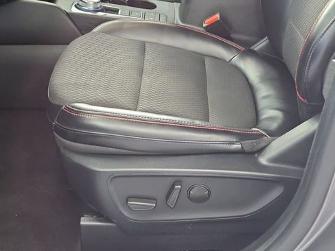 Certified 2024 Ford Escape ST-Line AWD/4WD image 27