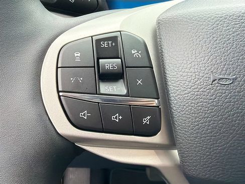 Used 2026 Ford Explorer Active w/ Active Comfort Package AWD/4WD image 12