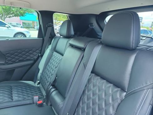 Used 2023 Mitsubishi Outlander SEL 40th Anniversary image 13