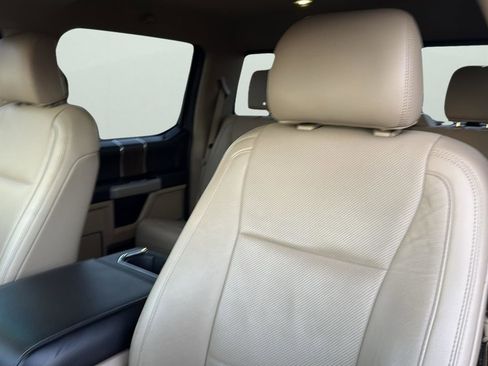 Used 2016 Ford F150 Lariat w/ Equipment Group 502A Luxury image 10