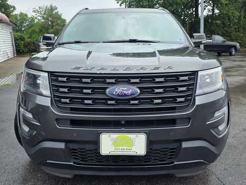 Used 2017 Ford Explorer Sport w/ Equipment Group 401A AWD/4WD image 2